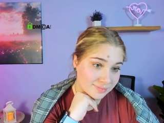 megan-cold webcam model stream image