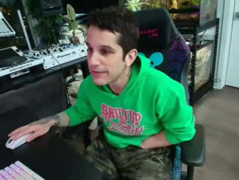 pierrefitch webcam model stream image