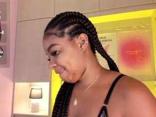 tamarazaki webcam model stream image