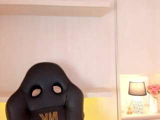 tamarazaki webcam model stream image