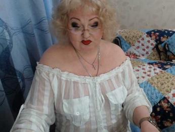 livingnextdoor webcam model stream image