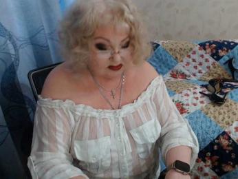 livingnextdoor webcam model stream image