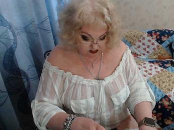 livingnextdoor webcam model stream image
