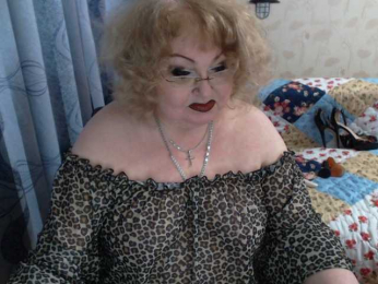 livingnextdoor webcam model stream image