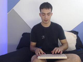 Brunoo Steel webcam model stream image