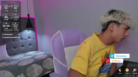 OliverTwinky webcam model stream image