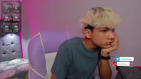 OliverTwinky webcam model stream image