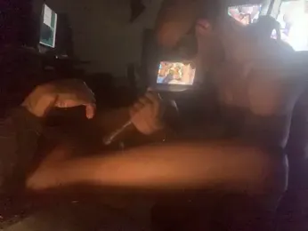 SkinnnyBlack webcam model stream image