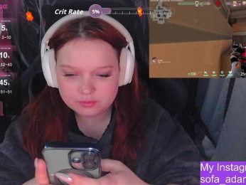 AlinaAdams webcam model stream image