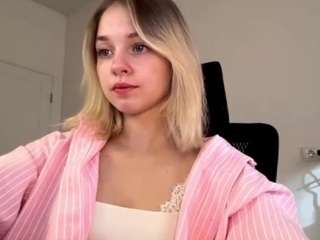 twannasanchec webcam model stream image