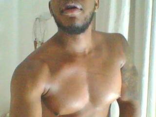 Joan Saenz webcam model stream image