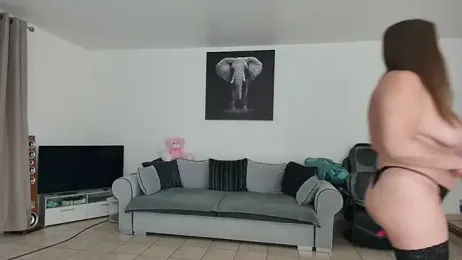 100_SWEET_DESIRES webcam model stream image