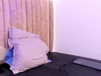 timothe_evans webcam model stream image