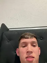 Jose_rz webcam model stream image