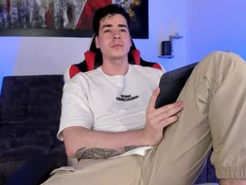 liamwyatt_ webcam model stream image