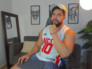 Justin Knox webcam model stream image