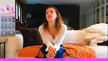 Luxymin34 webcam stripchat model stream image