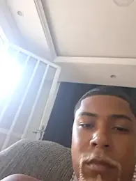 Pr3To021 webcam model stream image