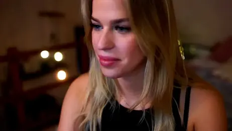 Emilyvanroessel webcam model stream image