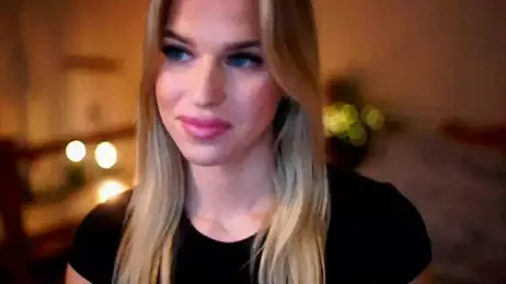 Emilyvanroessel webcam model stream image