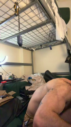 Bighairytopping webcam model stream image