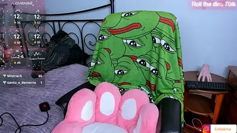 Lust_One_ webcam model stream image