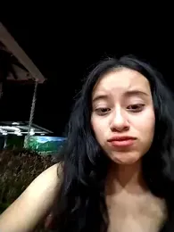 l0lita_emi webcam model stream image