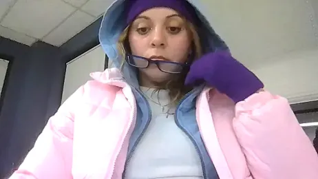 ShysluutGia webcam model stream image