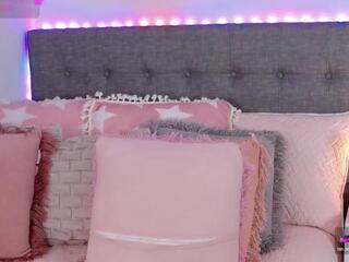 Antonella Lee webcam model stream image