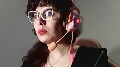 Owly_bloom webcam stripchat model stream image