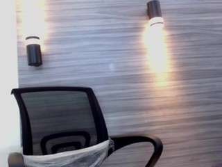 lelehott01 webcam model stream image