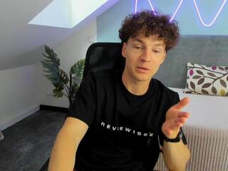 Ricky Brenner webcam model stream image