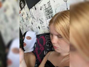 NIKADELE webcam bongacams model stream image