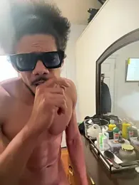 ElegantDic webcam model stream image