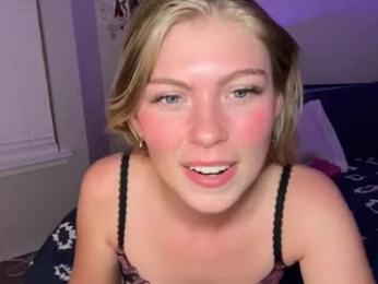 elliee81 webcam chaturbate model stream image