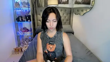 reighnempress webcam model stream image