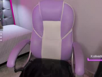 olivertwinky_ webcam model stream image