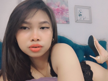 AickaChan webcam model stream image