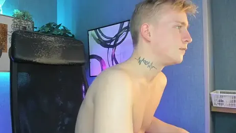 AlexxSweet webcam model stream image