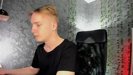 AlexxSweet webcam model stream image