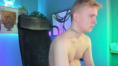 AlexxSweet webcam model stream image