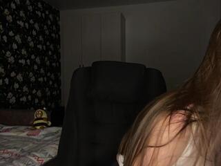 Kit Mondejar webcam model stream image