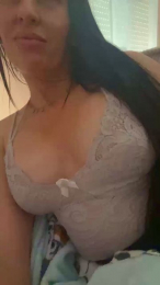 lauraxx5 webcam cam4 model stream image