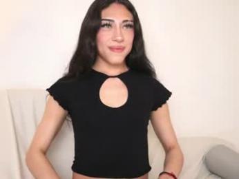 velvet_raze webcam model stream image