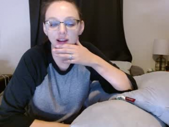 hi_cut_cutie webcam model stream image