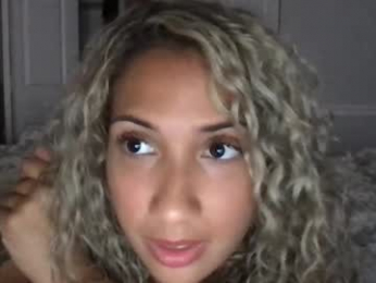 byemzxoxo webcam model stream image