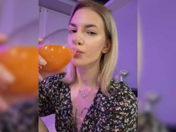 Millashaa webcam model stream image