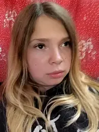 Zuli_Kiska webcam model stream image