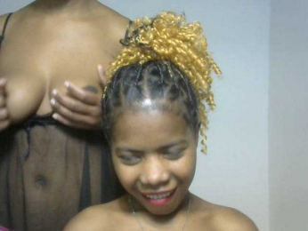 Twinsexgirl webcam model stream image