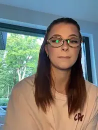 Mia-Rey webcam model stream image